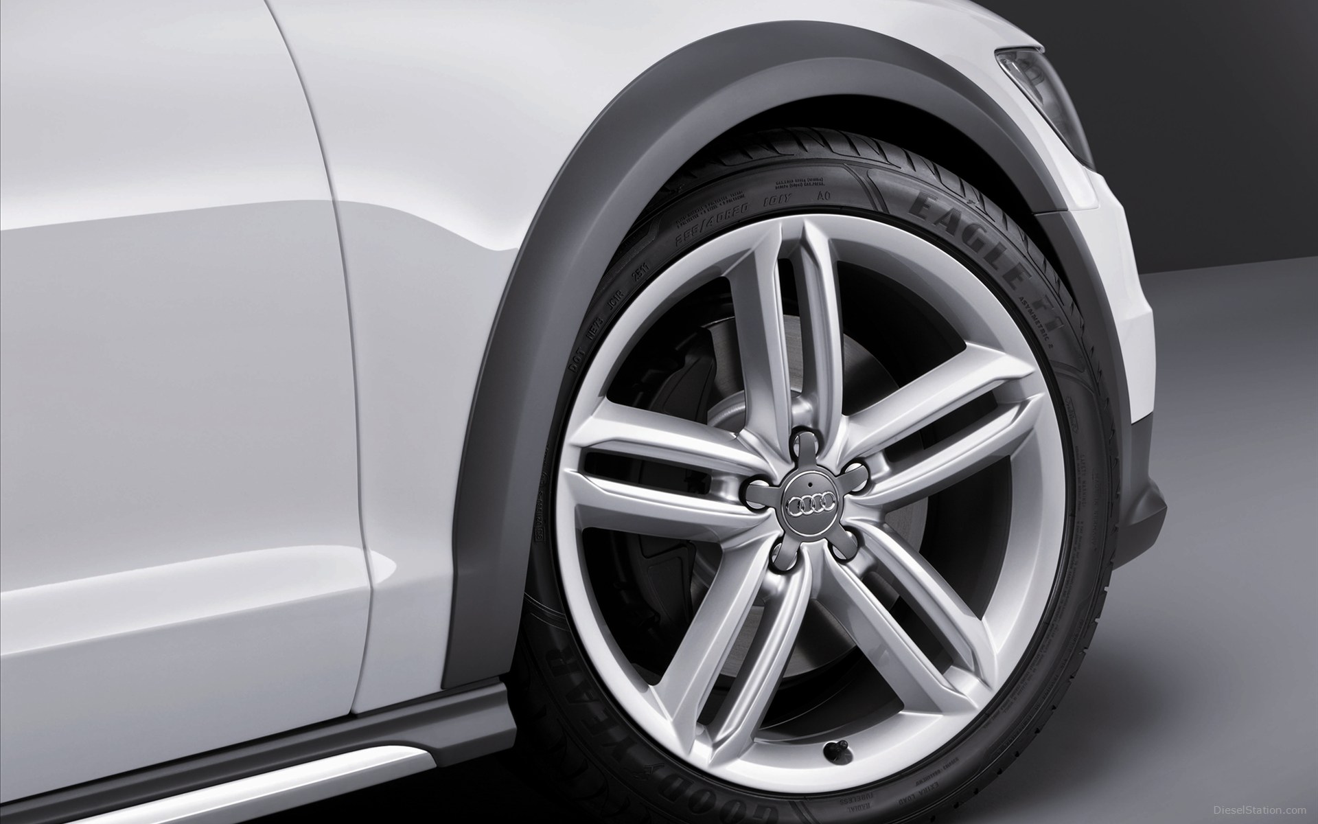 Audi A6 Allroad 2013