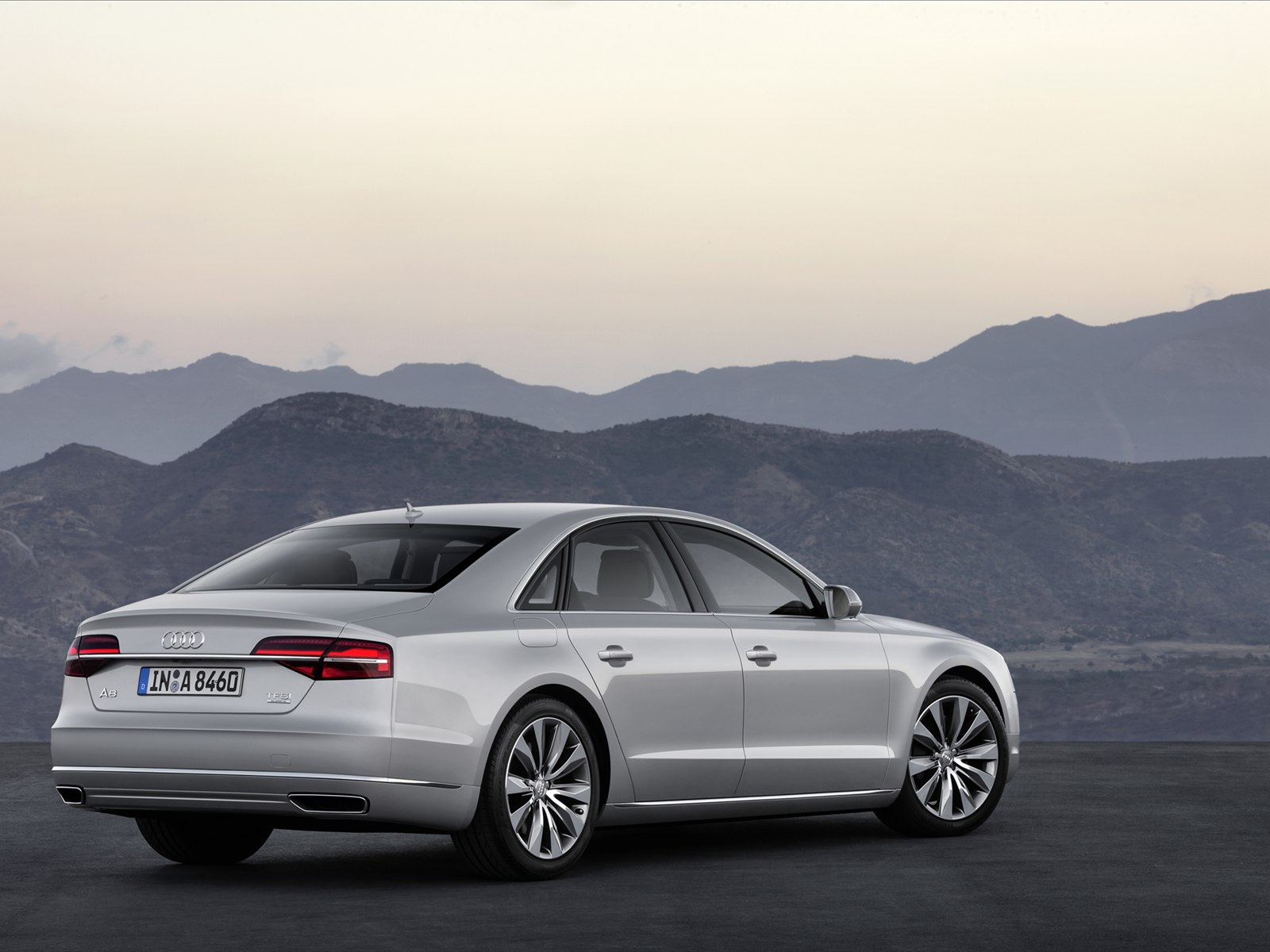 Audi A8 2014