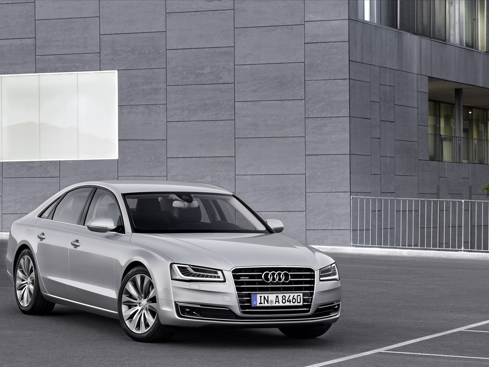 Audi A8 2014