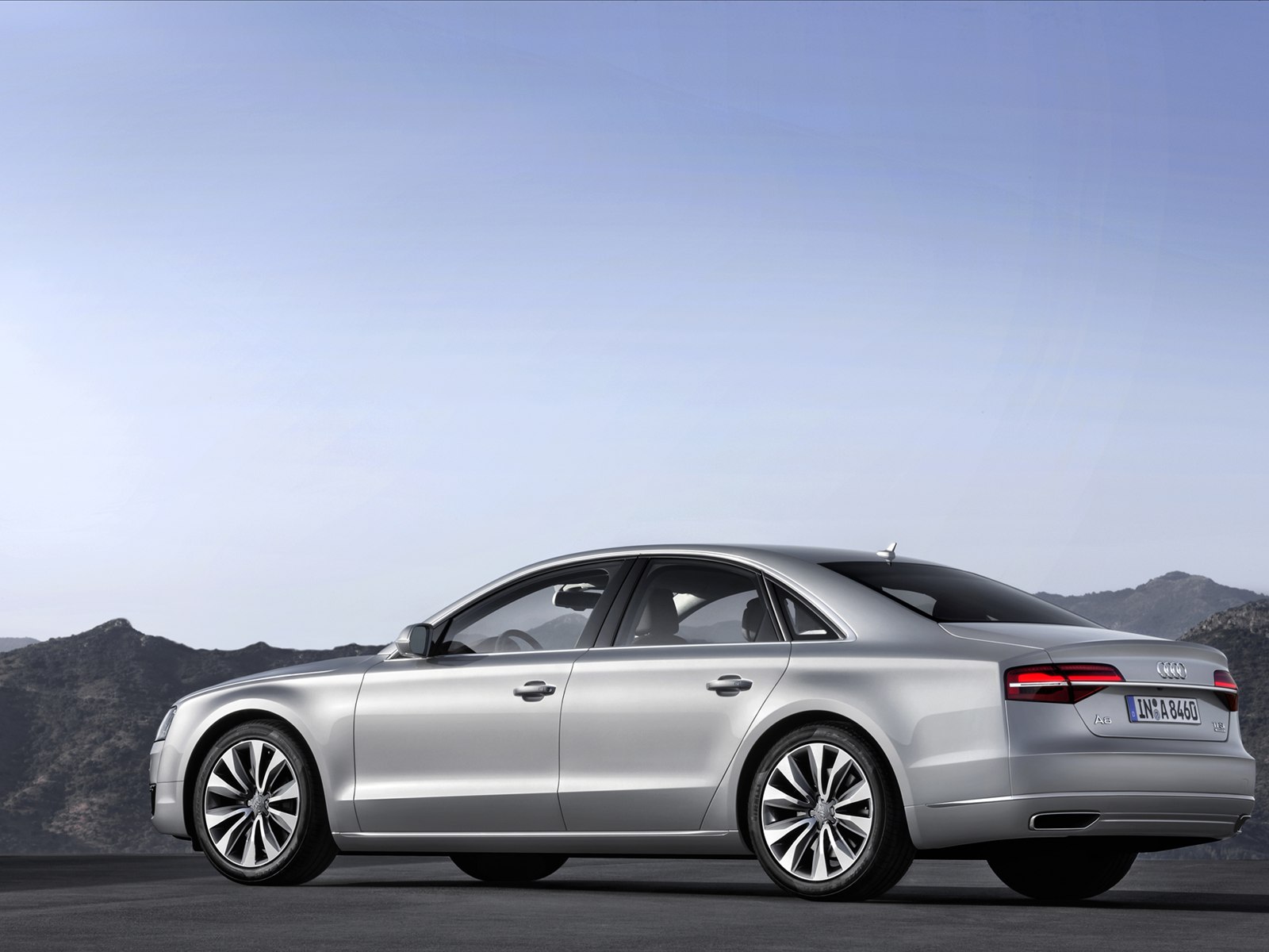 Audi A8 2014