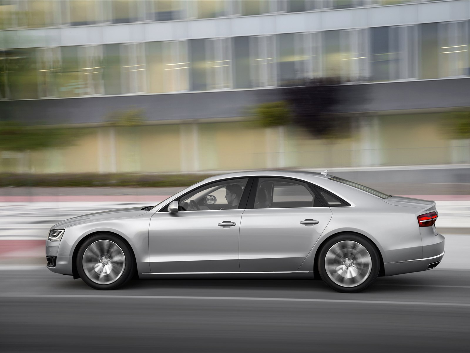 Audi A8 2014