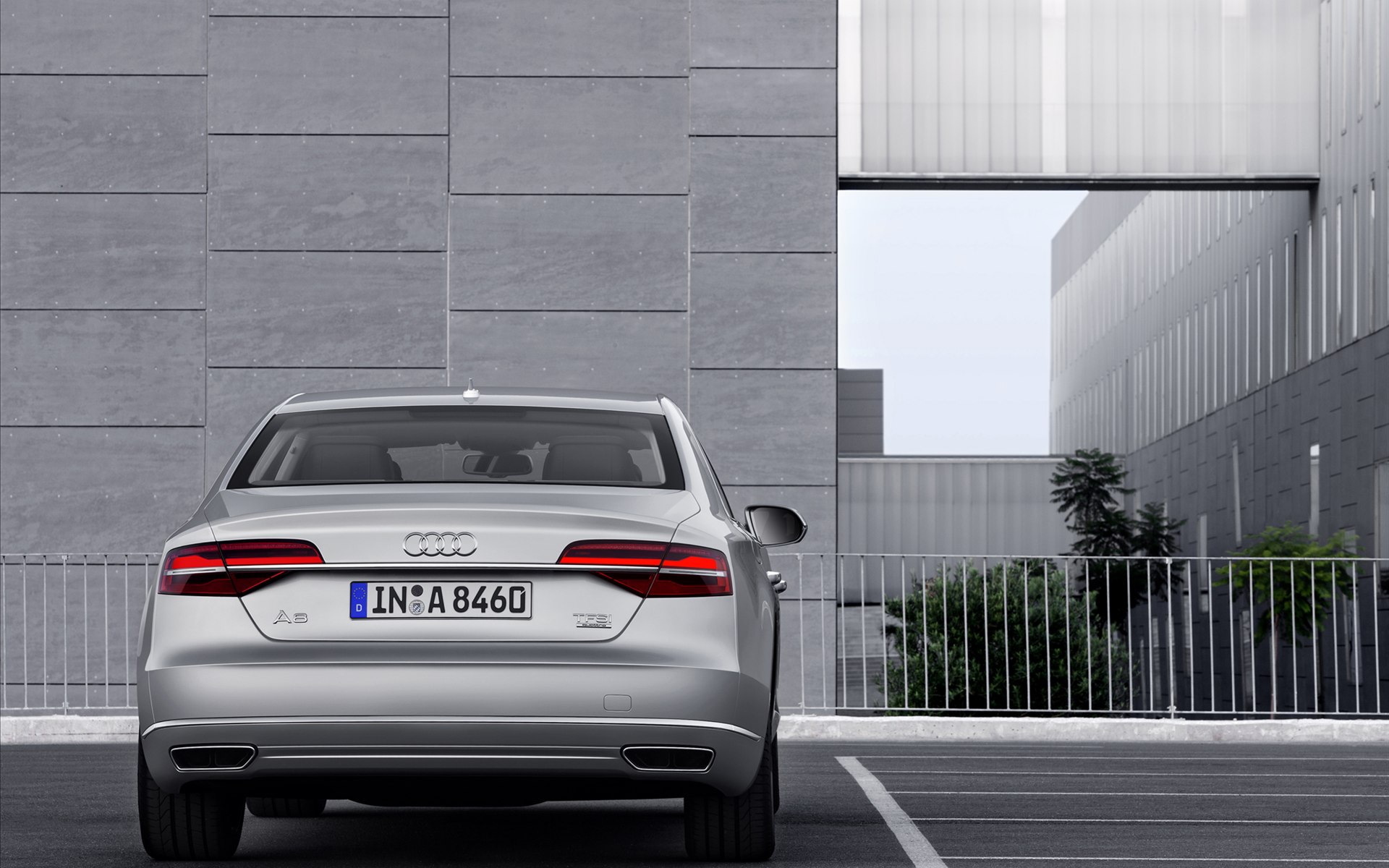 Audi A8 2014