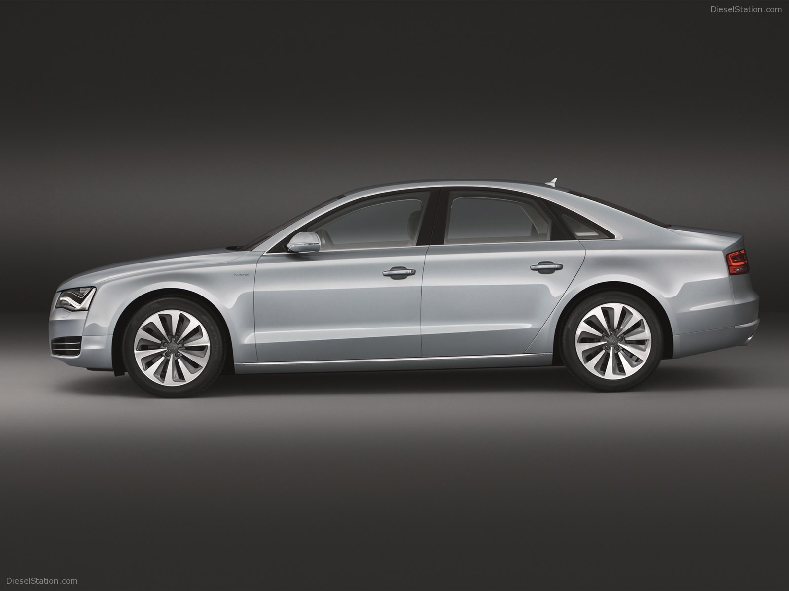 Audi A8 Hybrid 2012