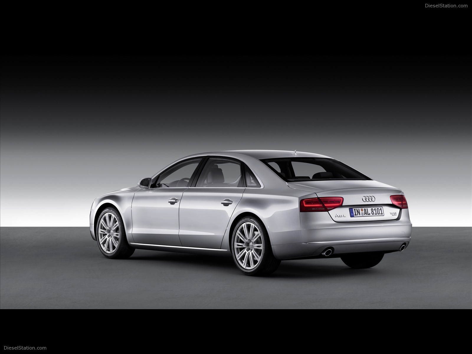 Audi A8 L 2011