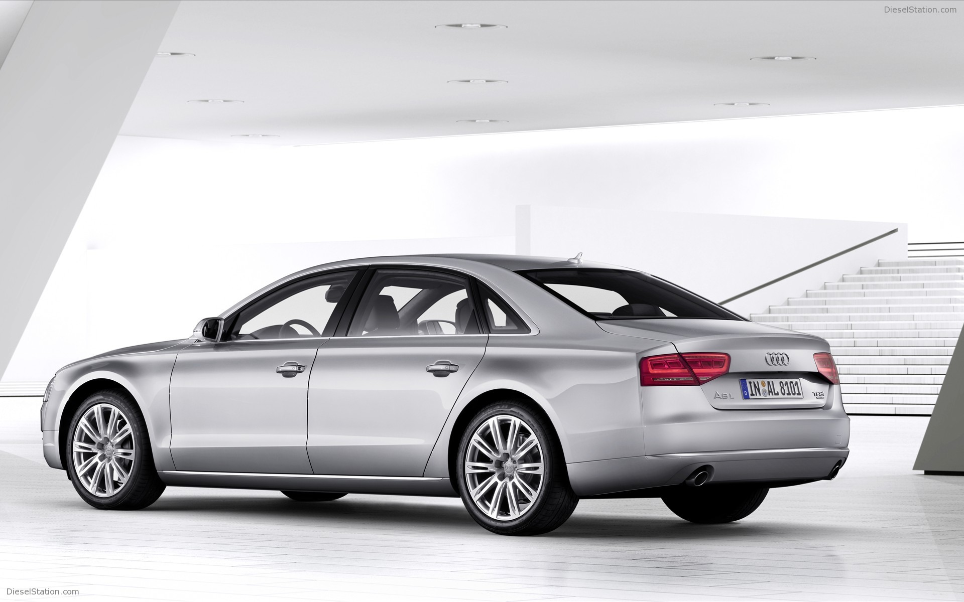 Audi A8 L 2011