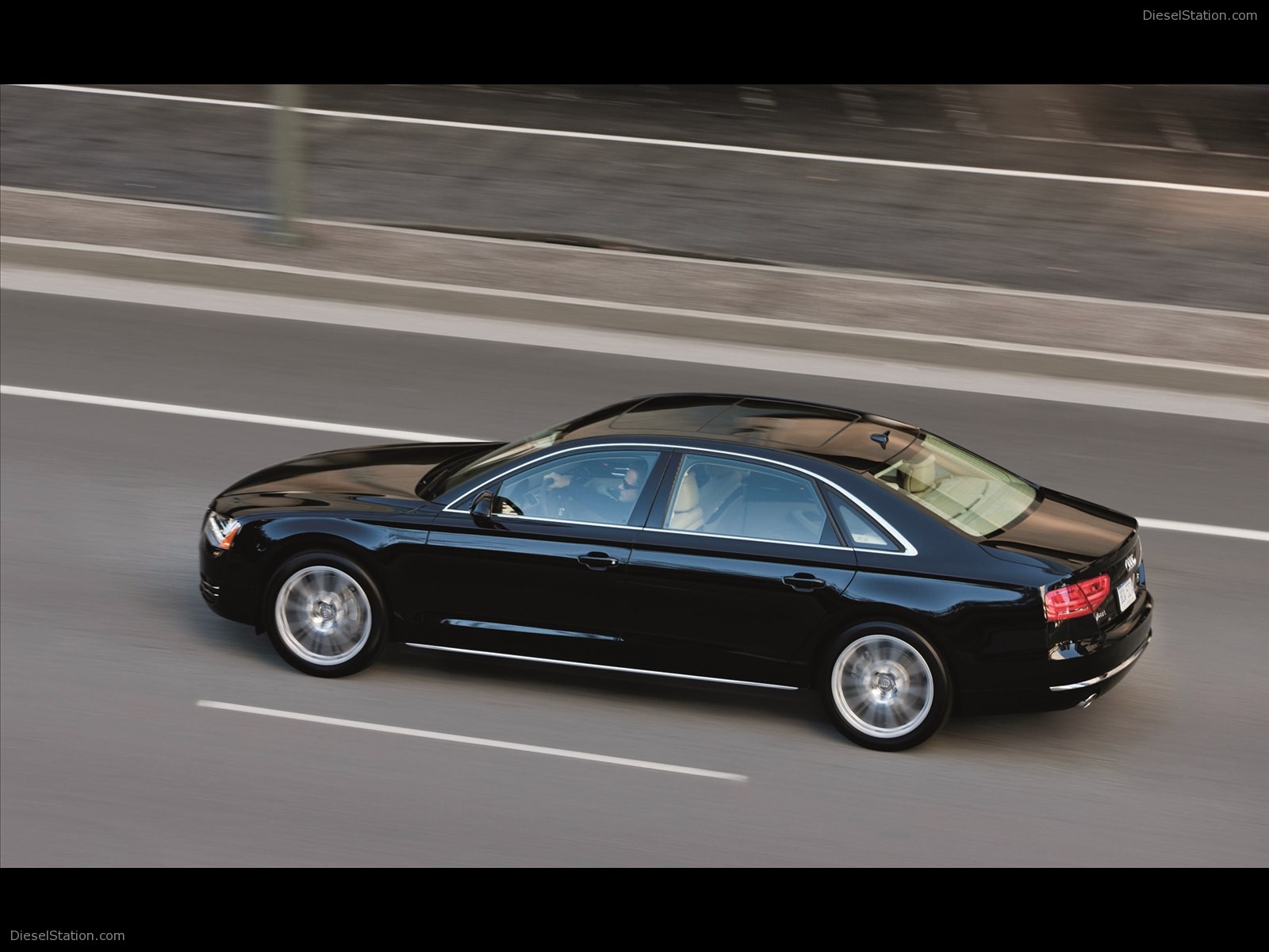 Audi A8 L 2012