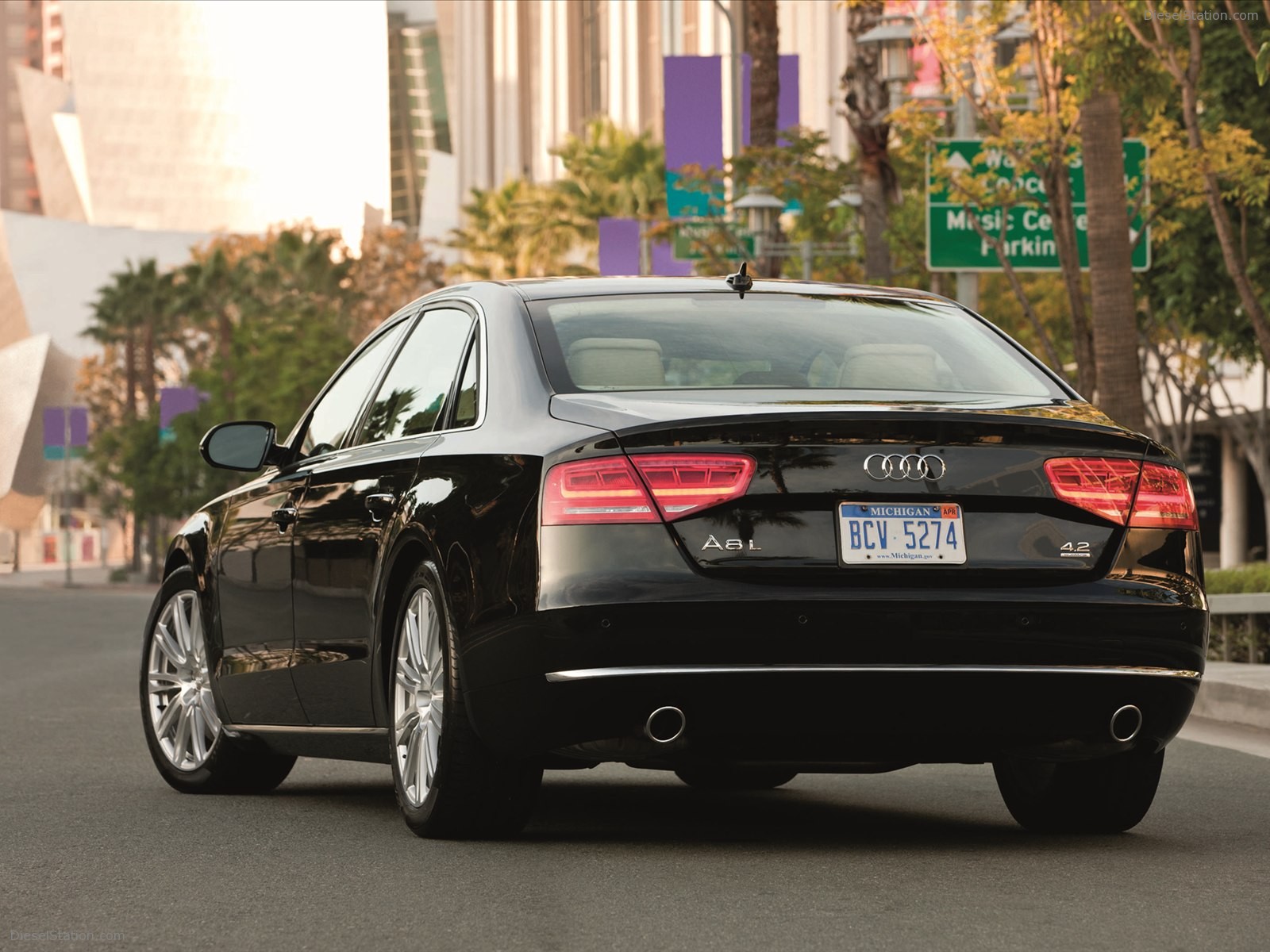 Audi A8 L 2012