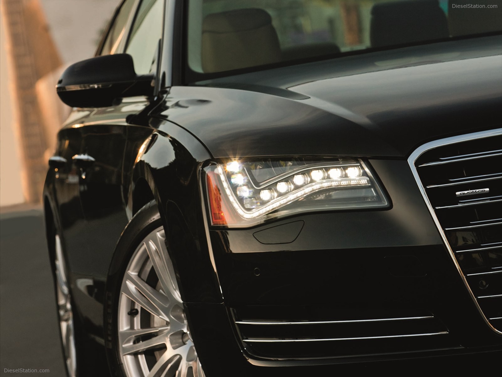 Audi A8 L 2012