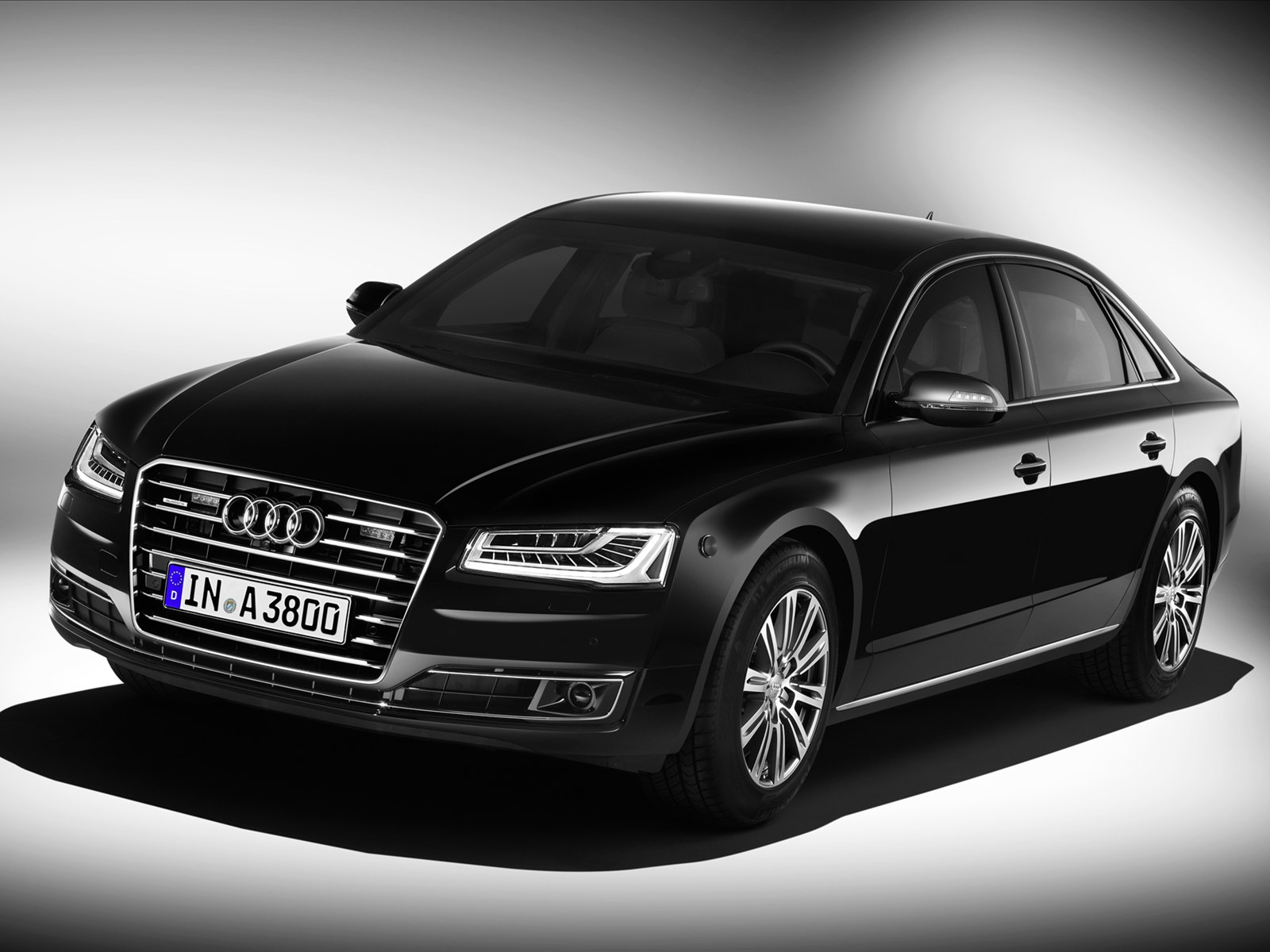 Audi A8 L Security 2015
