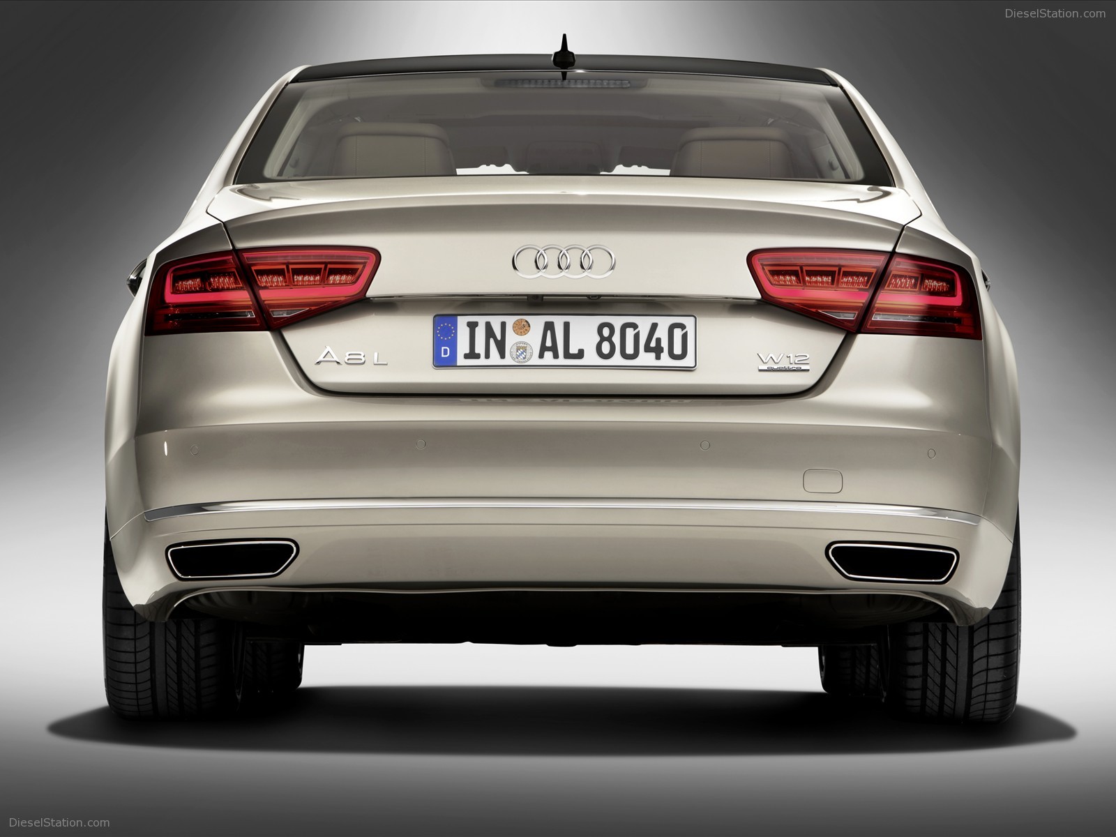 Audi A8 L W12 2011