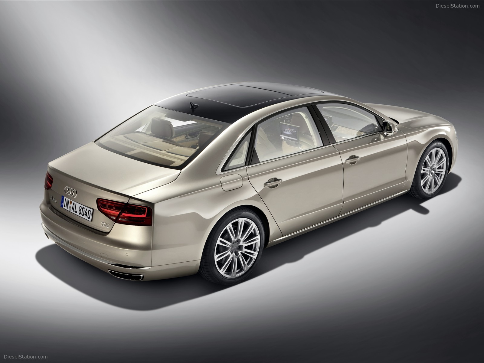 Audi A8 L W12 2011