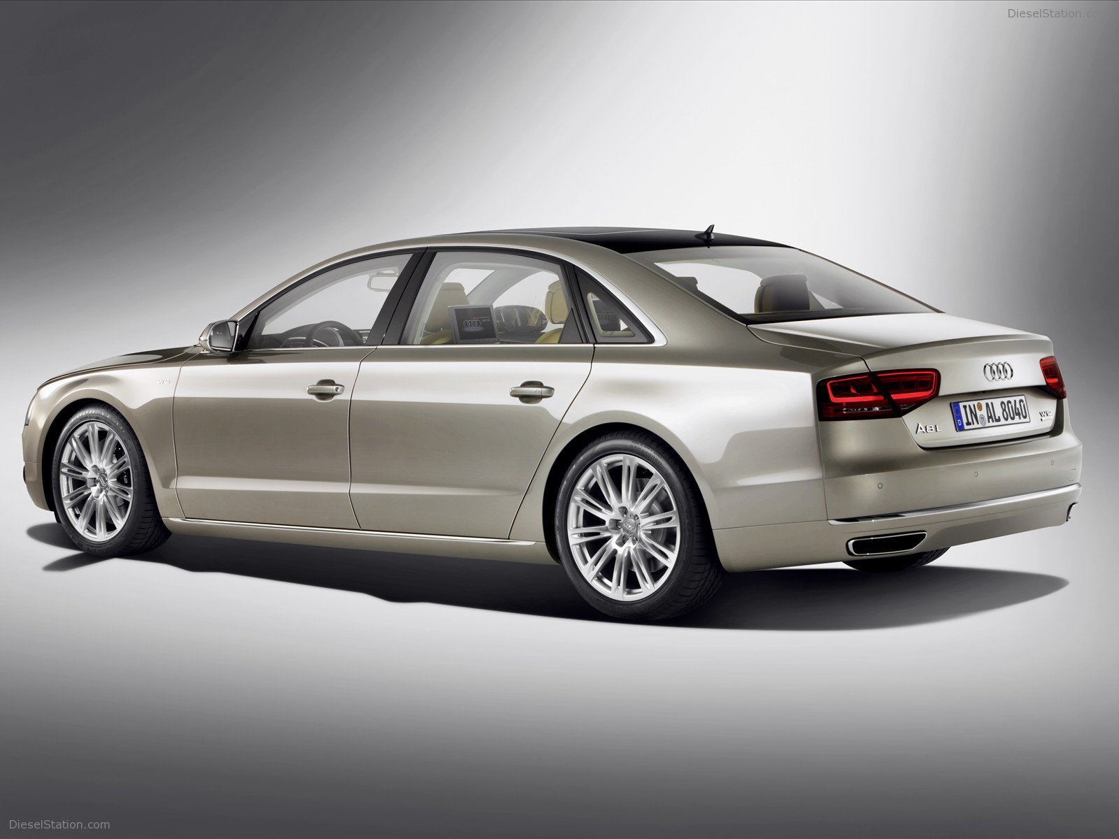 Audi A8 L W12 2011