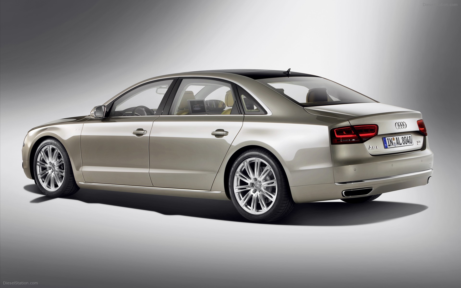 Audi A8 L W12 2011
