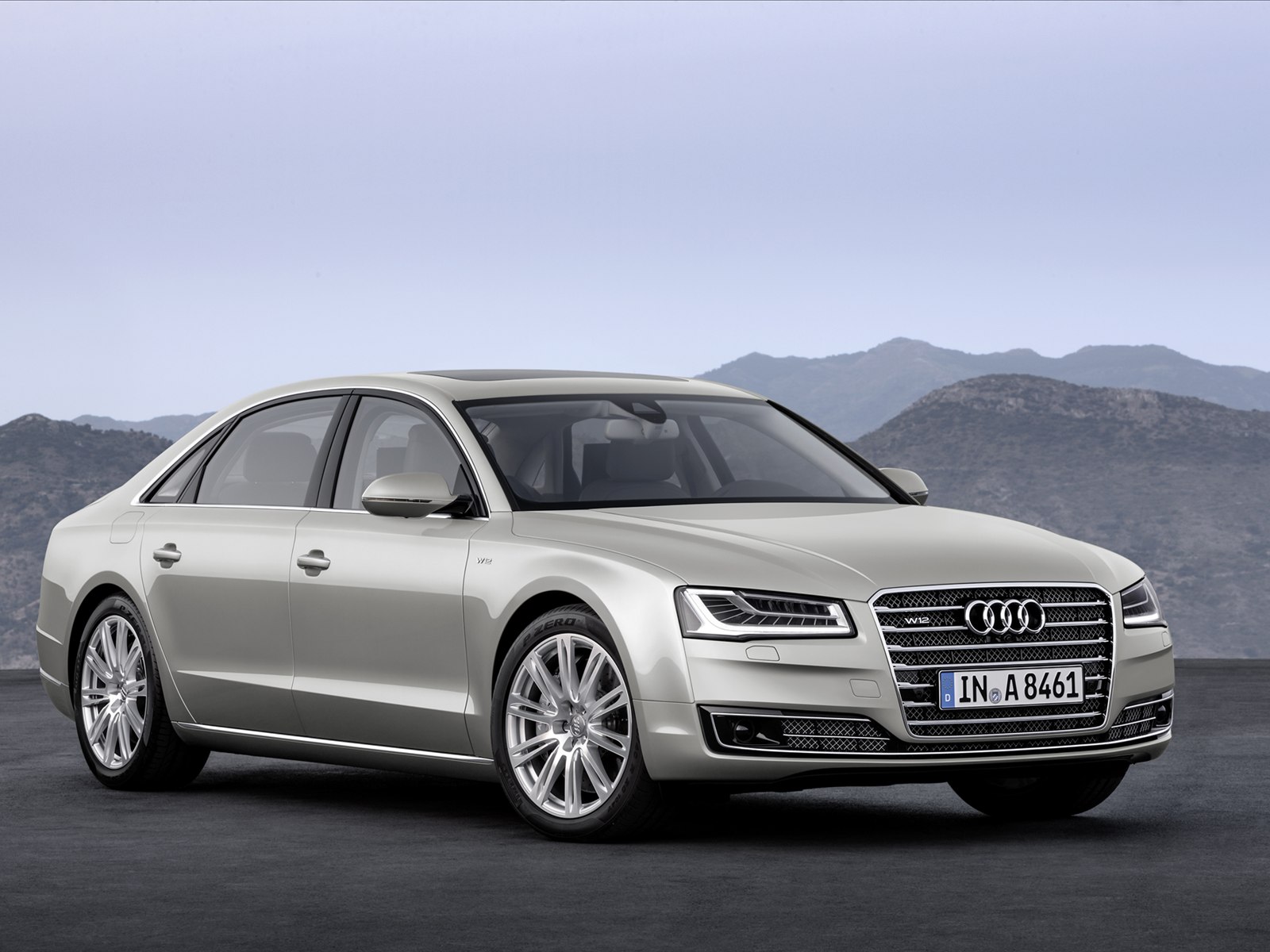 Audi A8L 2014