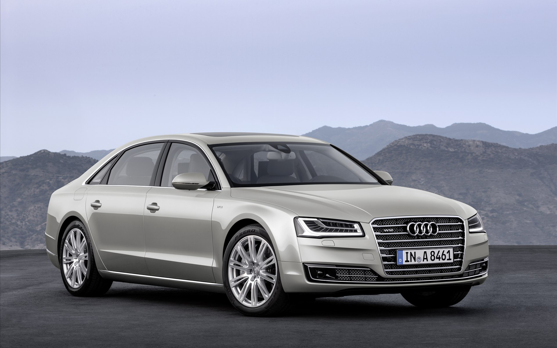 Audi A8L 2014