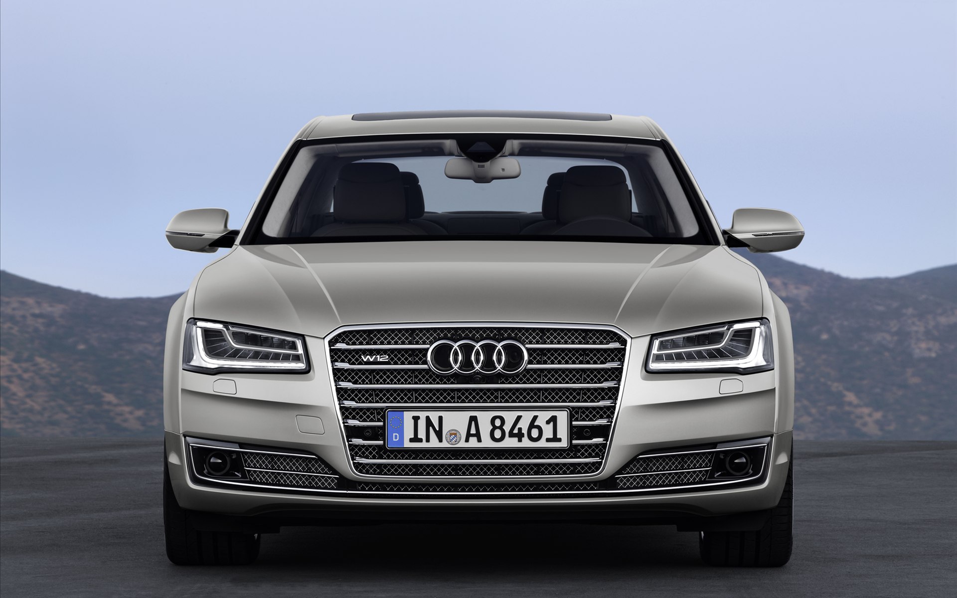 Audi A8L 2014