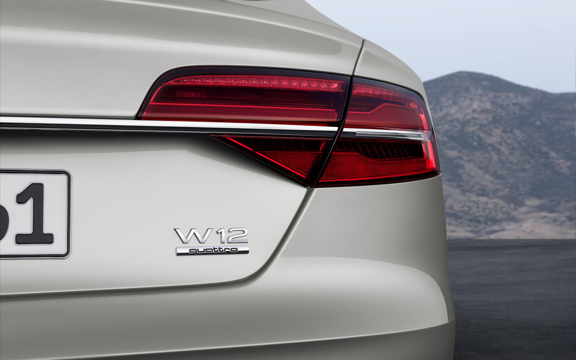 Audi A8L 2014