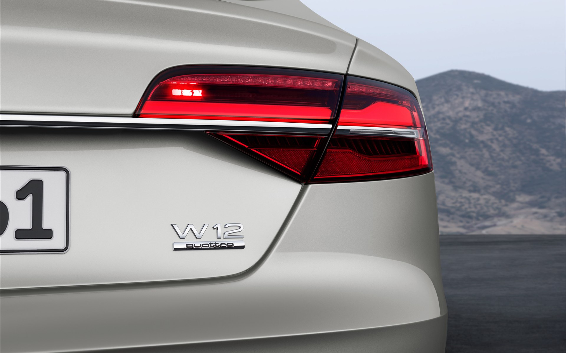 Audi A8L 2014
