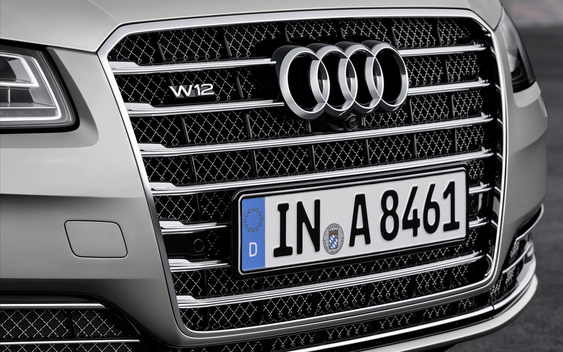 Audi A8L 2014