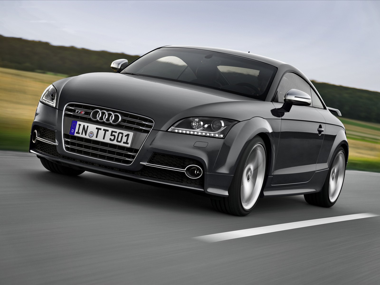 Audi TTS Coupe competition 2014