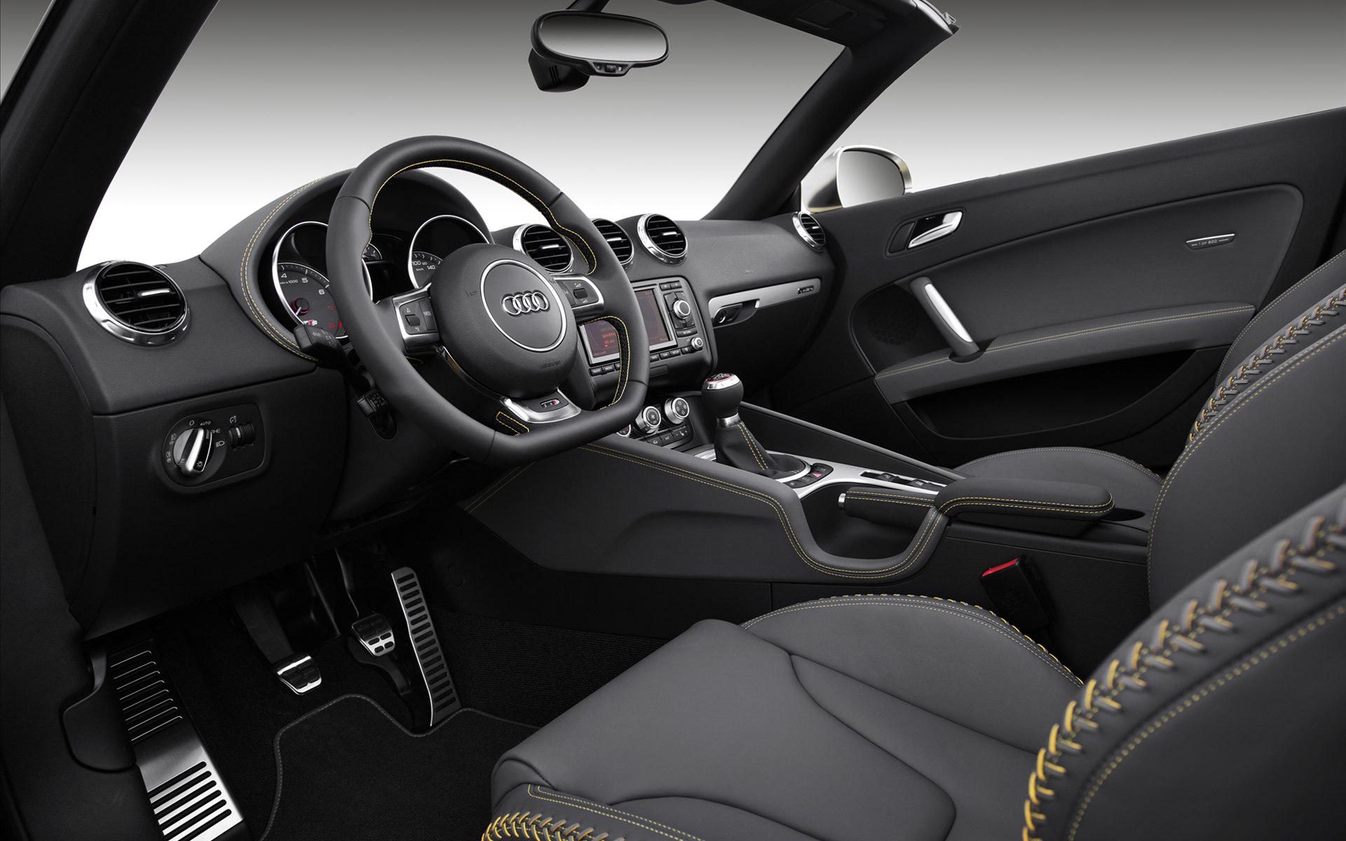 Audi TTS Coupe competition 2014