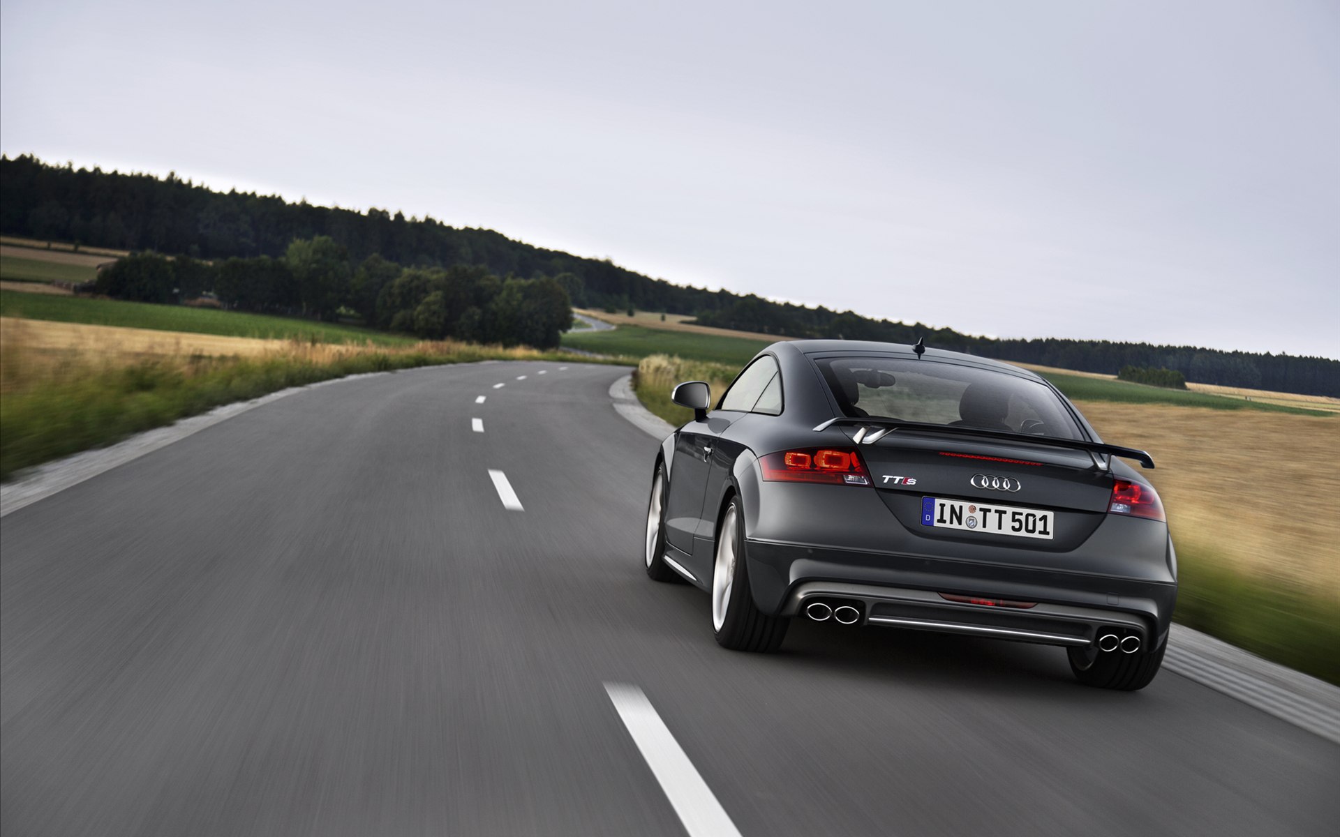 Audi TTS Coupe competition 2014