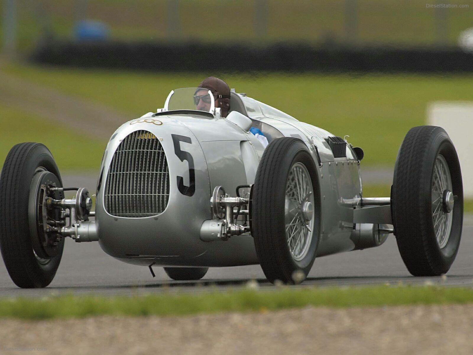 1 гоночные автомобили. Audi Union Type c 1936. Audi гоночный Болид. Audi 1920 ф1 Болид. Ауди auto Union.