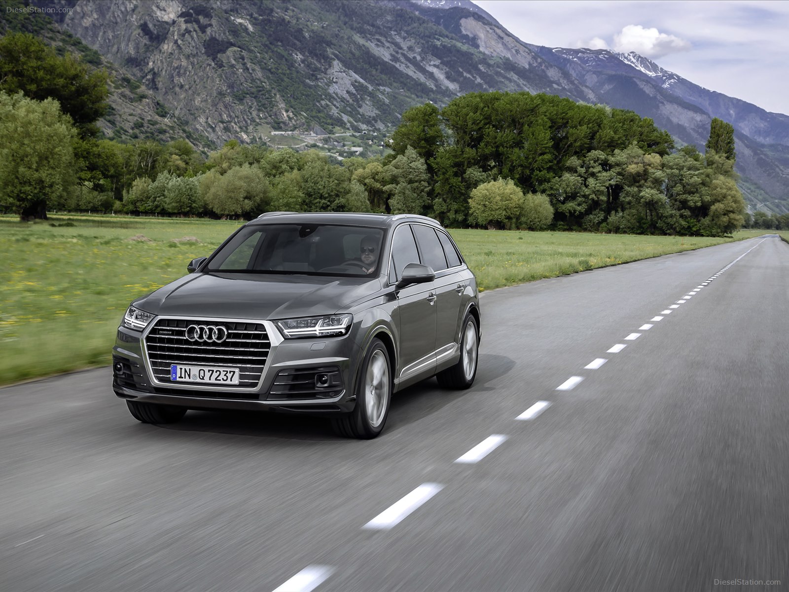 Audi Q7 2016