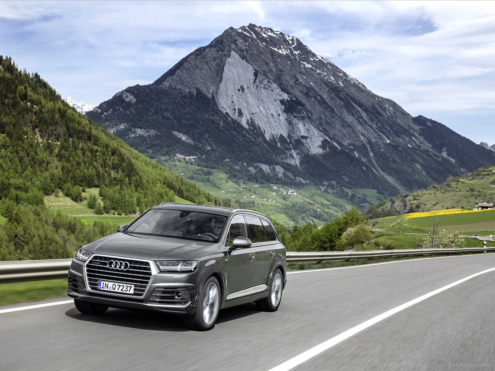 Audi Q7 2016