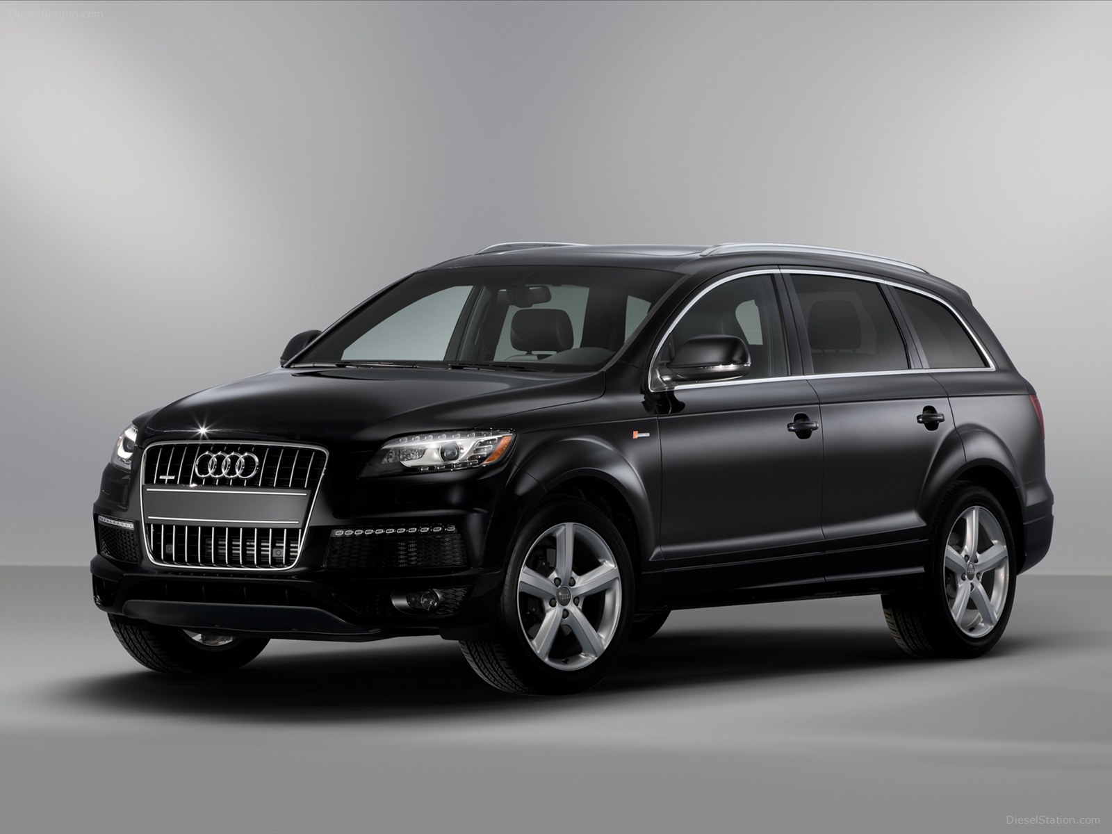 Audi Q7 3.0T S Line 2012
