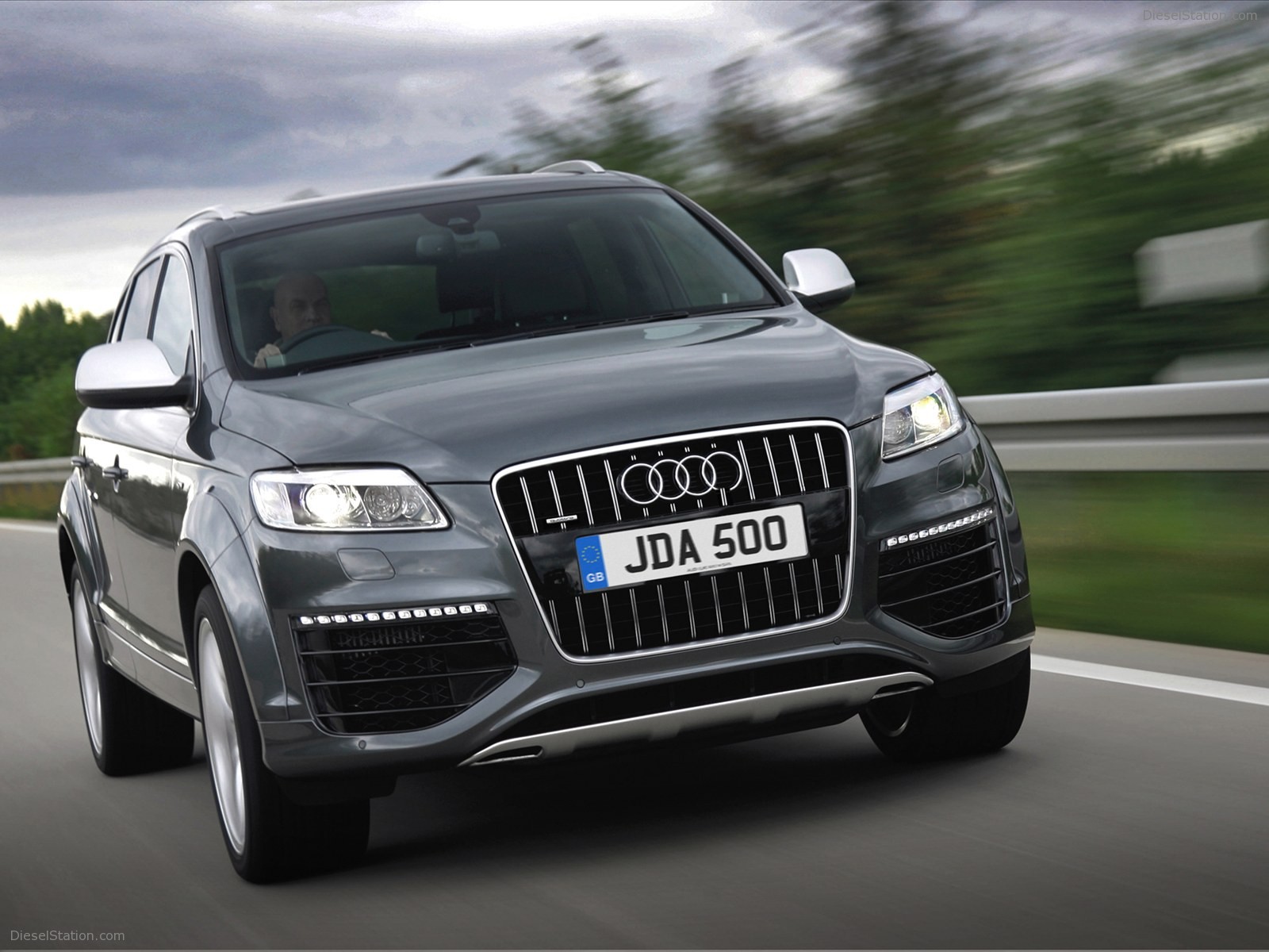 Audi Q7 V12 2010