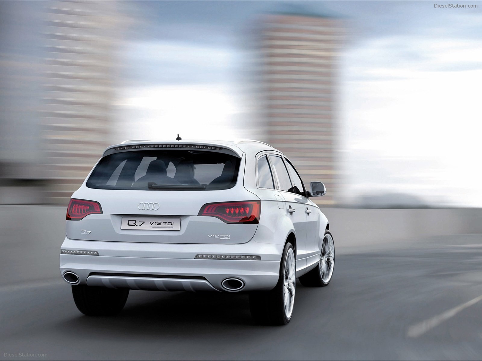 Audi Q7 V12 2010
