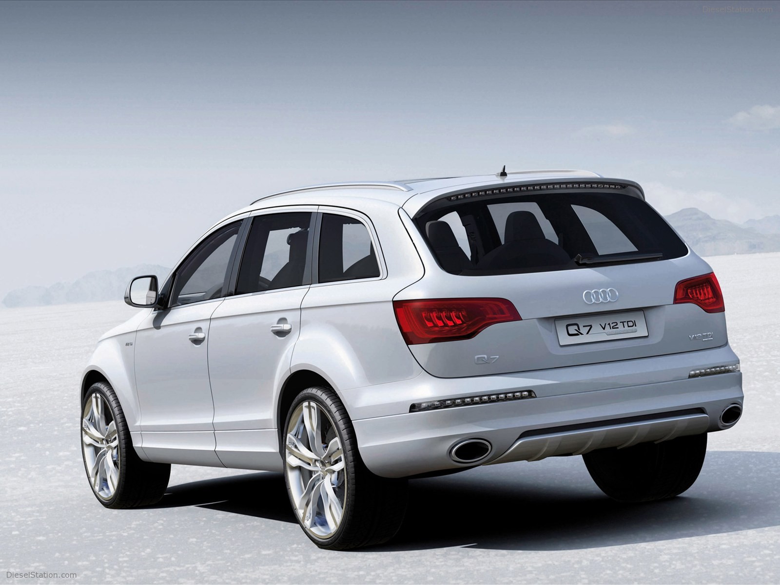 Audi Q7 V12 2010