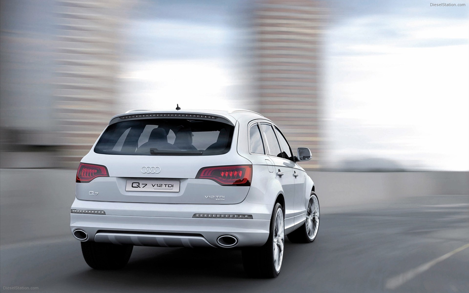 Audi Q7 V12 2010