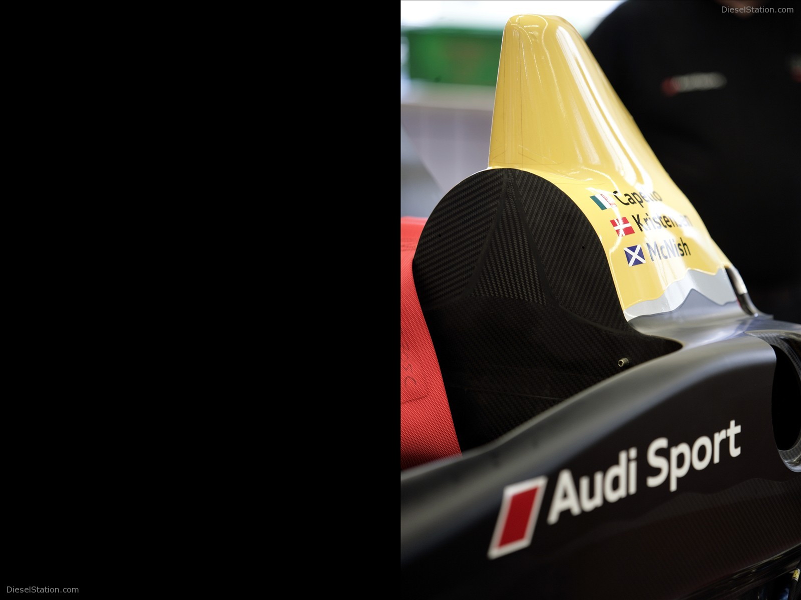 Audi R15 TDI 2010