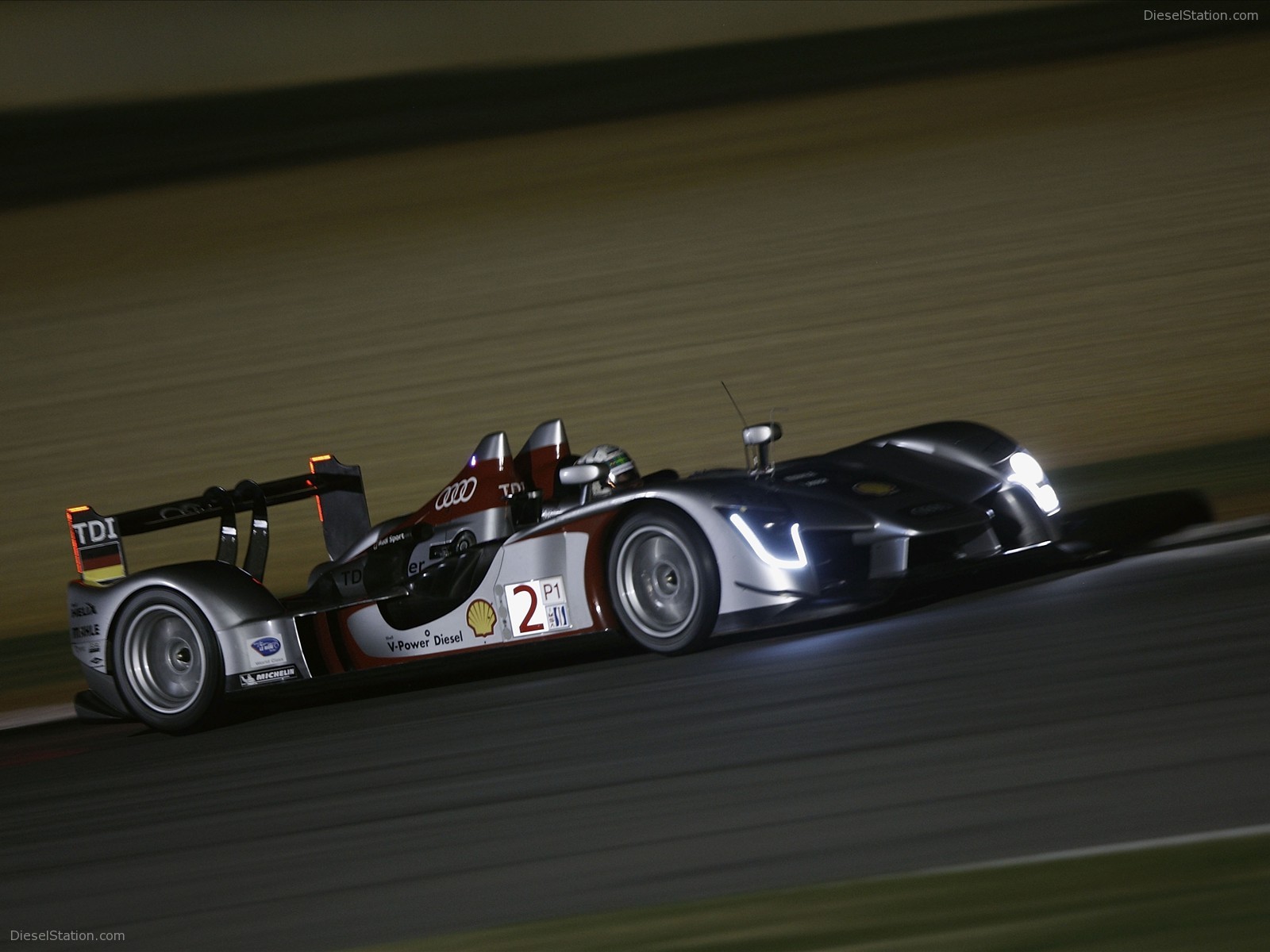 Audi R15 TDI Petit Le Mans Race