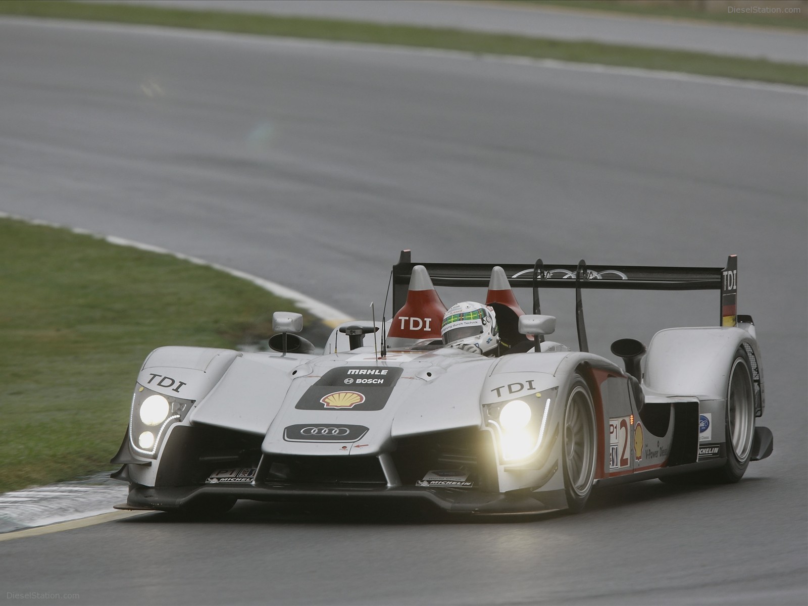 Audi R15 TDI Petit Le Mans Race