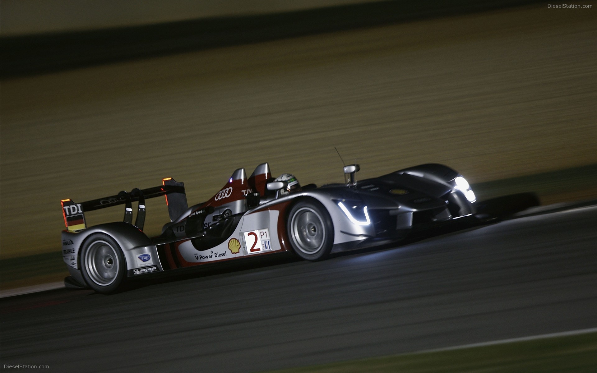 Audi R15 TDI Petit Le Mans Race