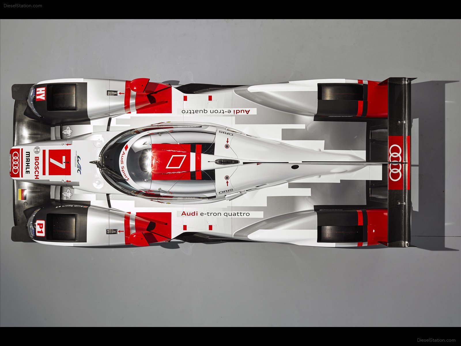 Audi R18 e-tron quattro 2015