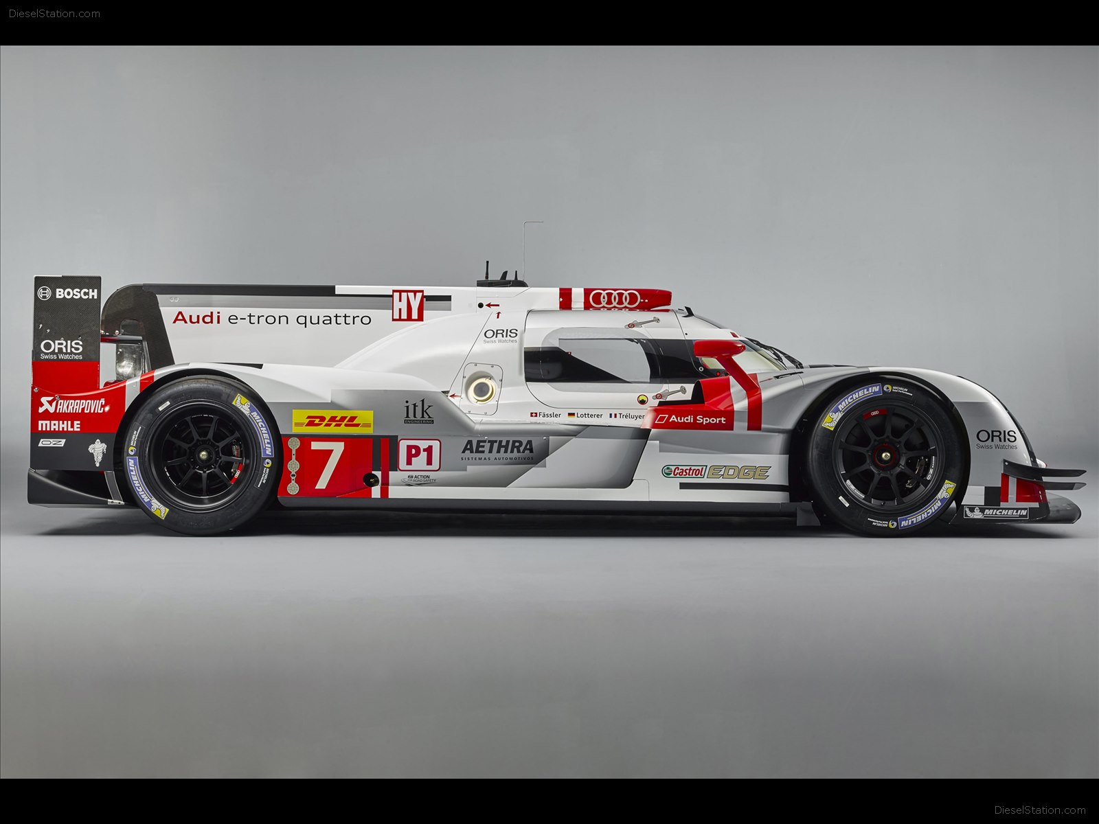 Audi R18 e-tron quattro 2015