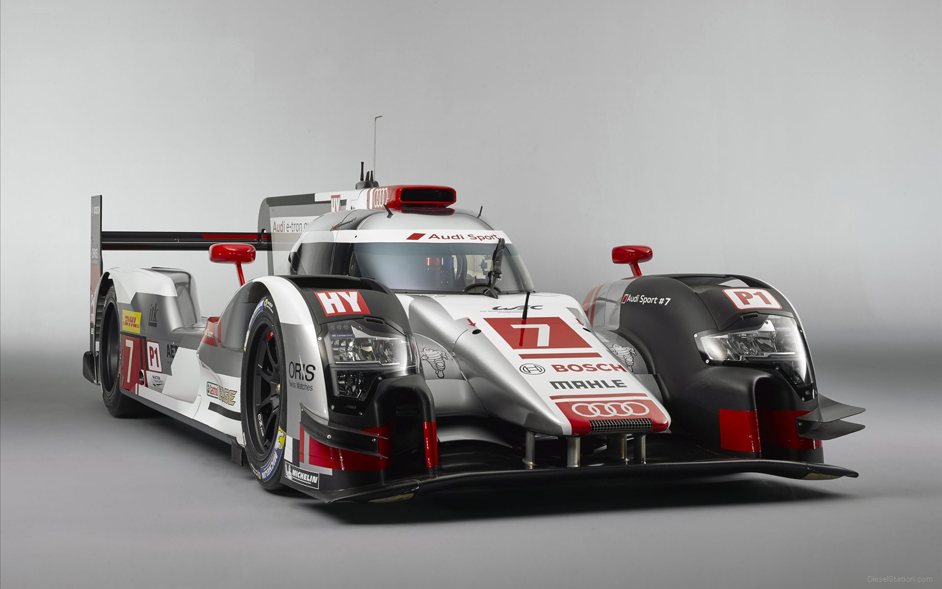 Audi R18 e-tron quattro 2015
