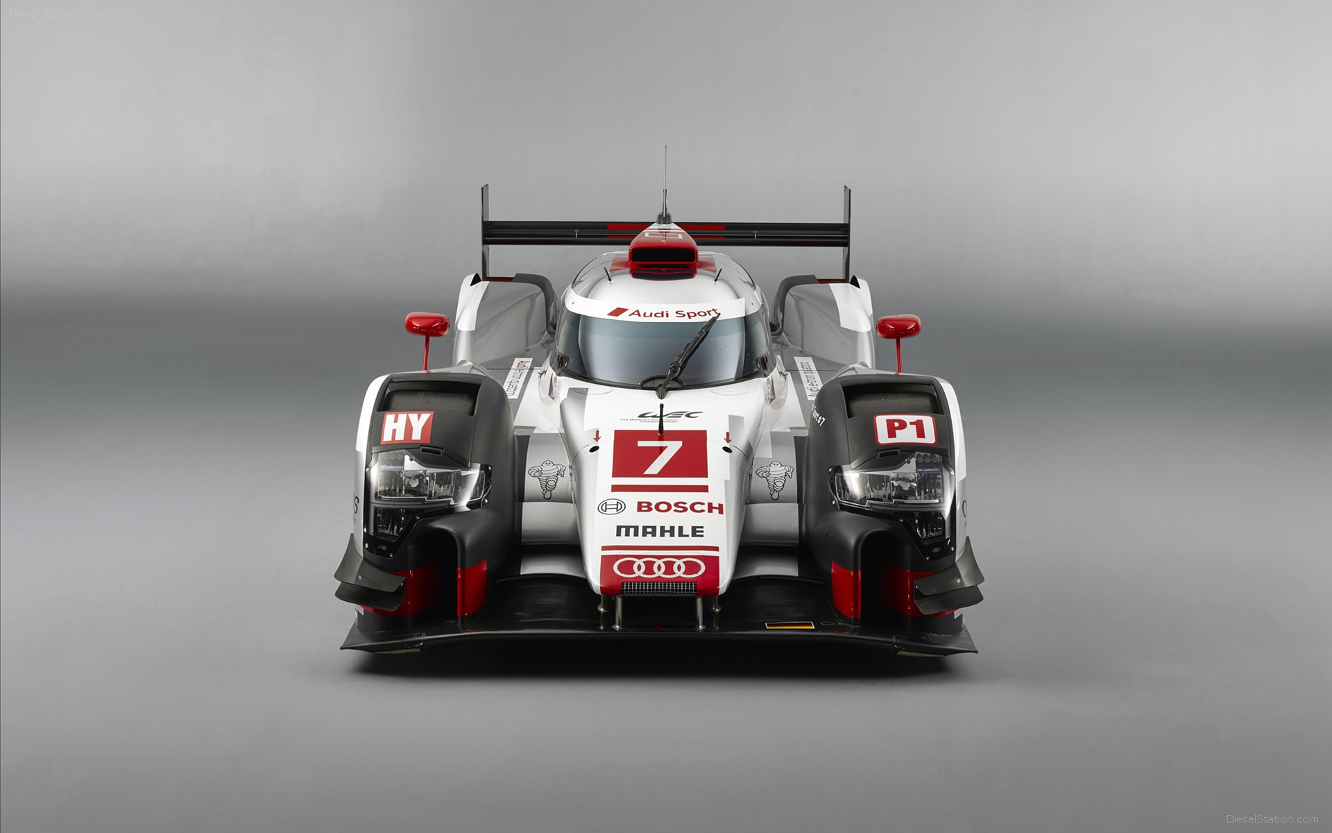 Audi R18 e-tron quattro 2015