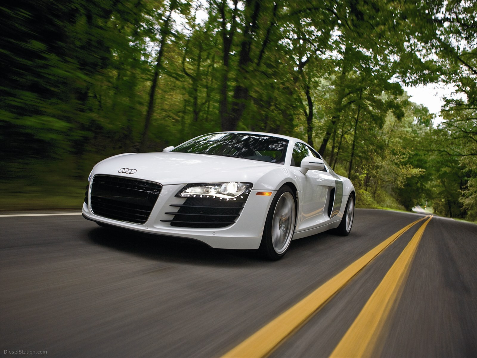 Audi R8 2011