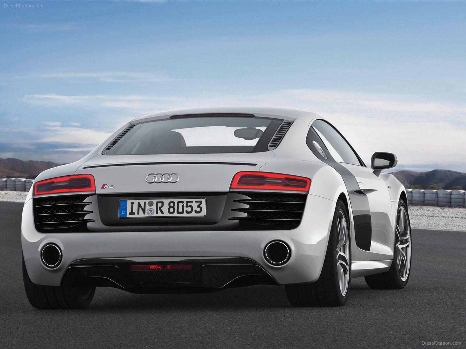 Audi R8 2013