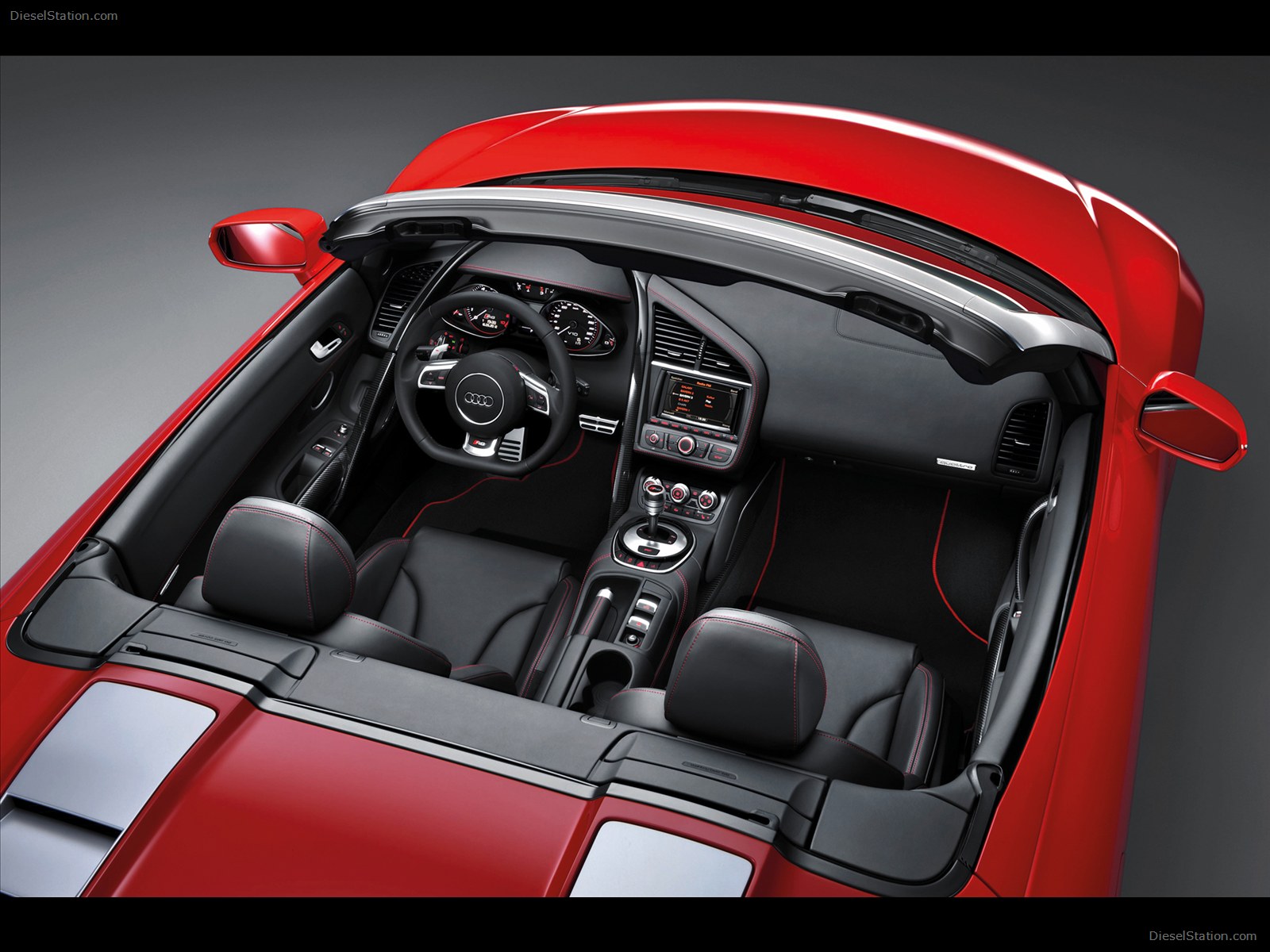 Audi R8 2013