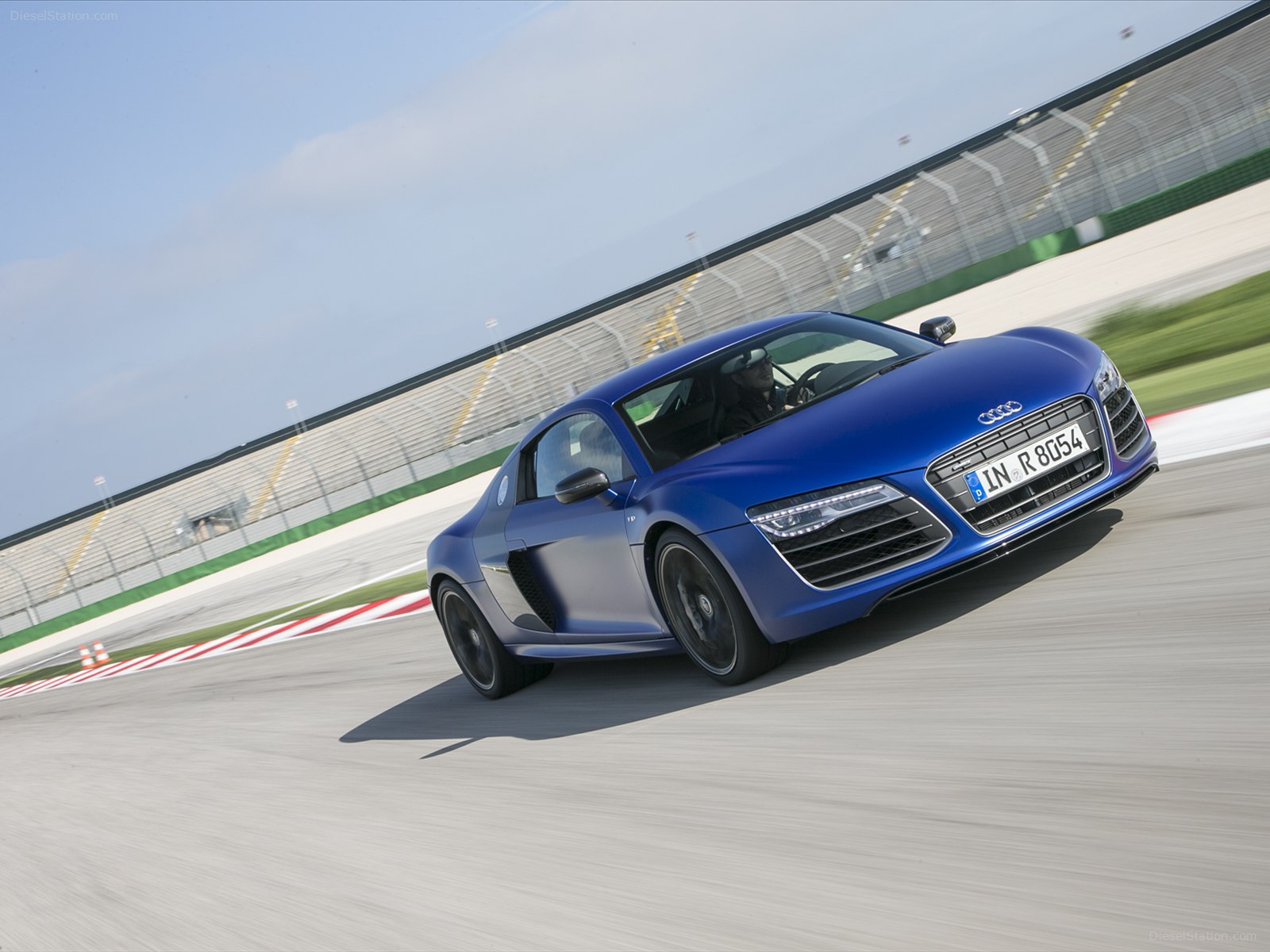 Audi R8 2014