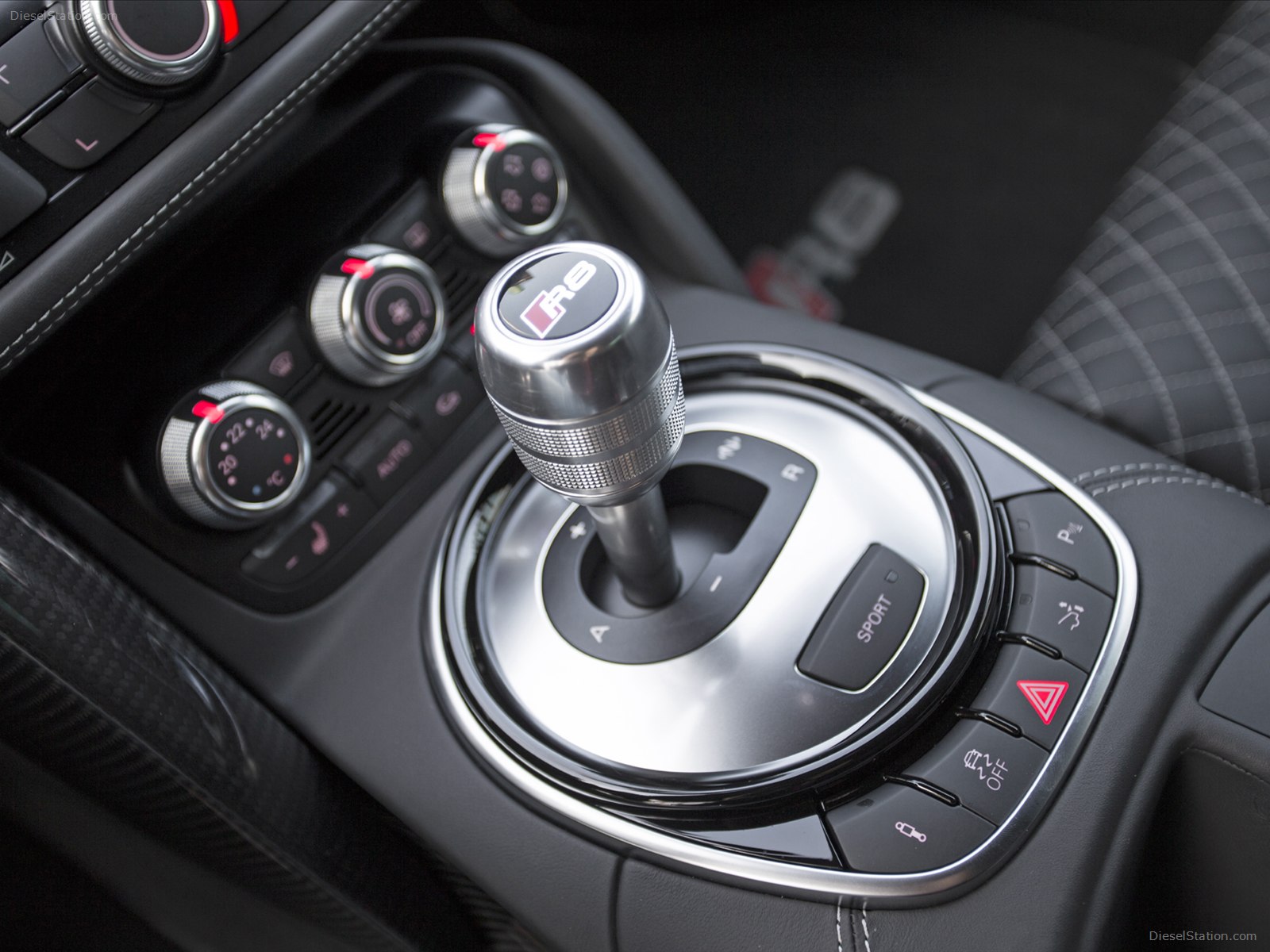 Audi R8 2014