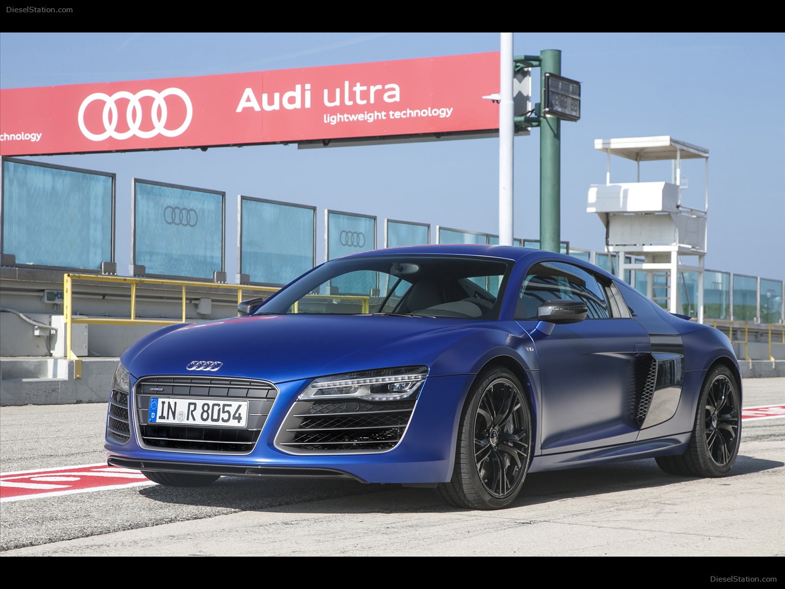 Audi R8 2014