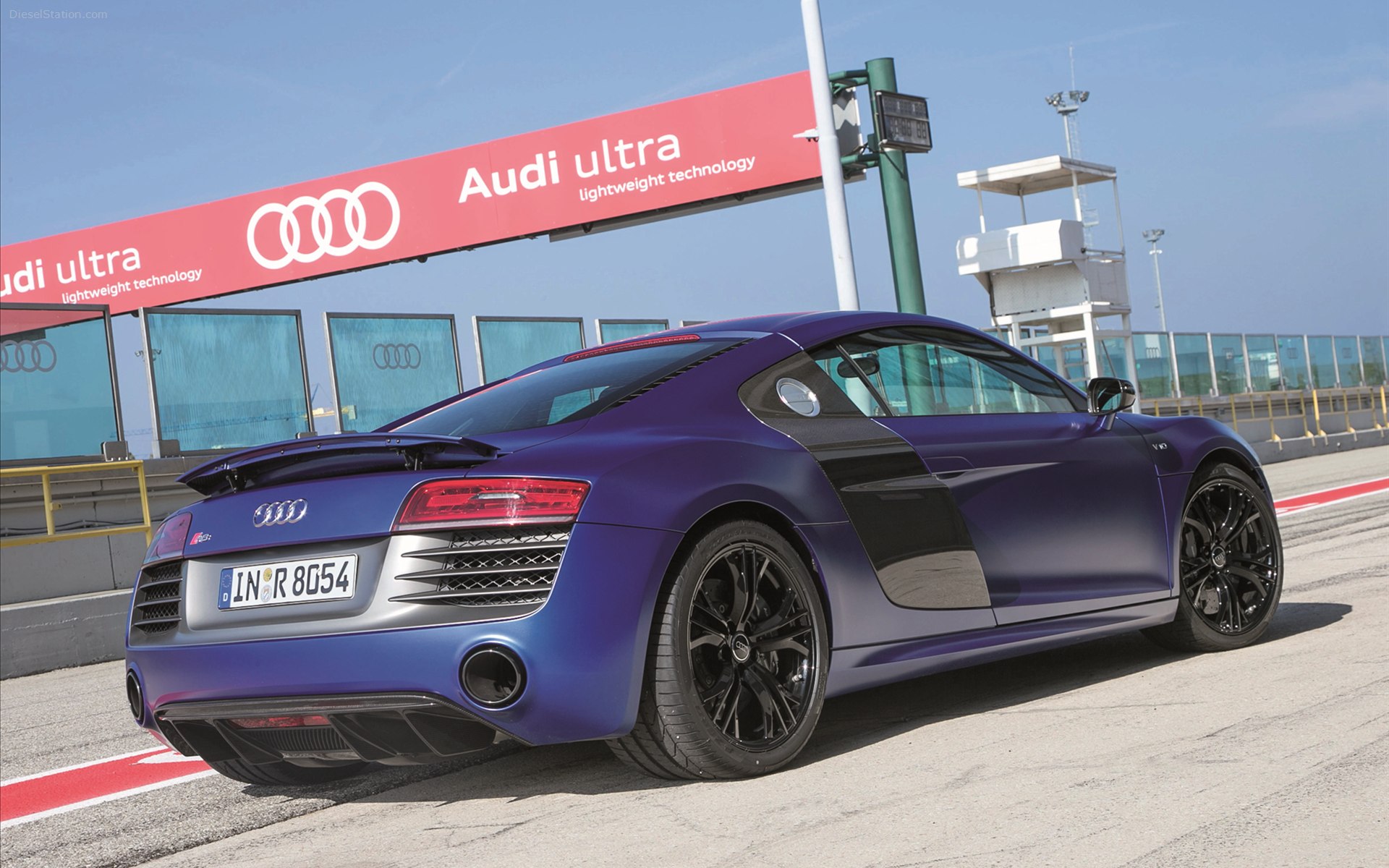 Audi R8 2014