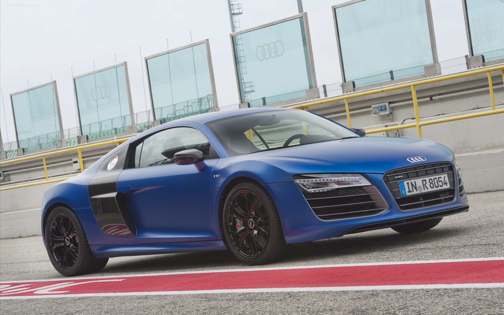 Audi R8 2014